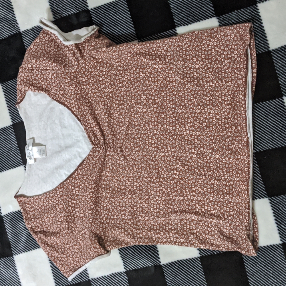 Tilly's  White fawn brand